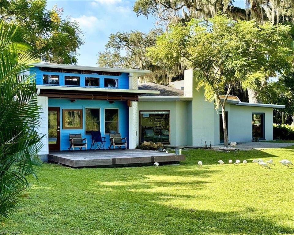 2050 Fort Denaud Rd Property Photo 1