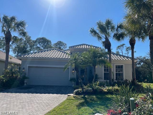 16156 Parque LN