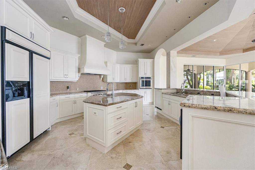 13681 Pondview Cir Property Photo 10
