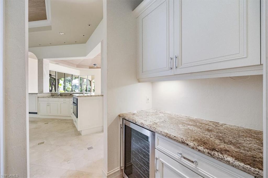 13681 Pondview Cir Property Photo 11