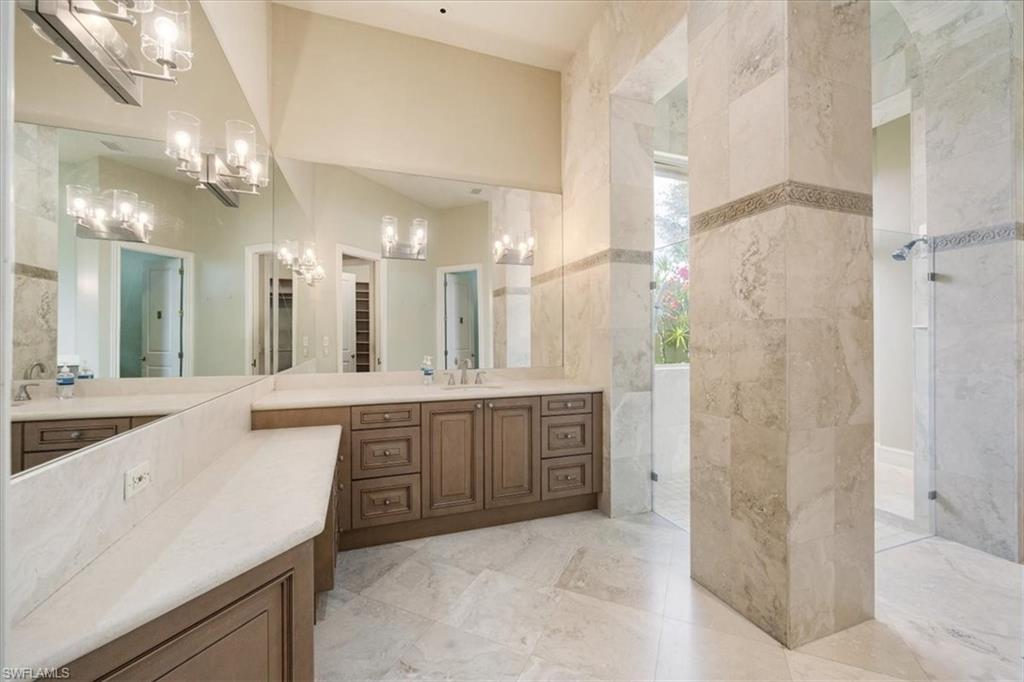13681 Pondview Cir Property Photo 25