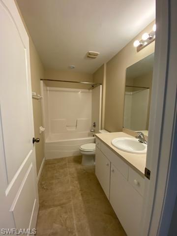 208 Homewood Ave S Property Photo 8