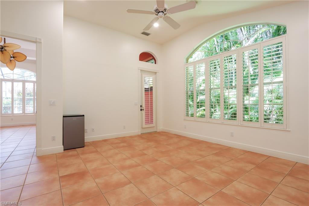 25094 Pinewater Cove Ln Property Photo 16