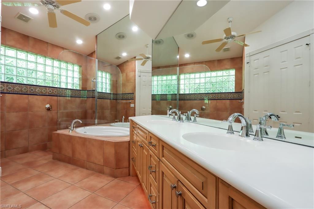 25094 Pinewater Cove Ln Property Photo 20