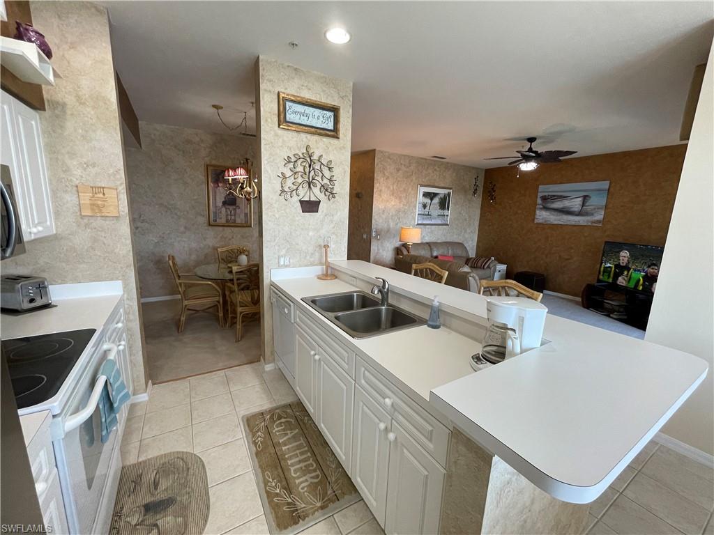 16655 Lake Circle Dr # 843 Property Photo 40