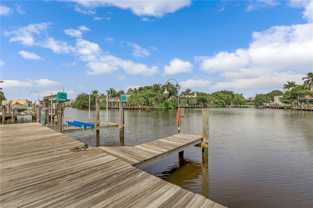 655 Galleon Dr Property Photo 39