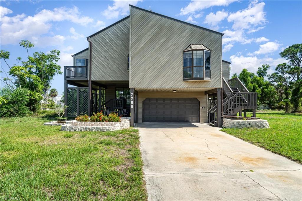 7786 Breakwater Ct Property Photo 1