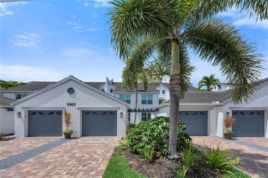 5963 Sand Wedge LN # 203 Property Photo 1