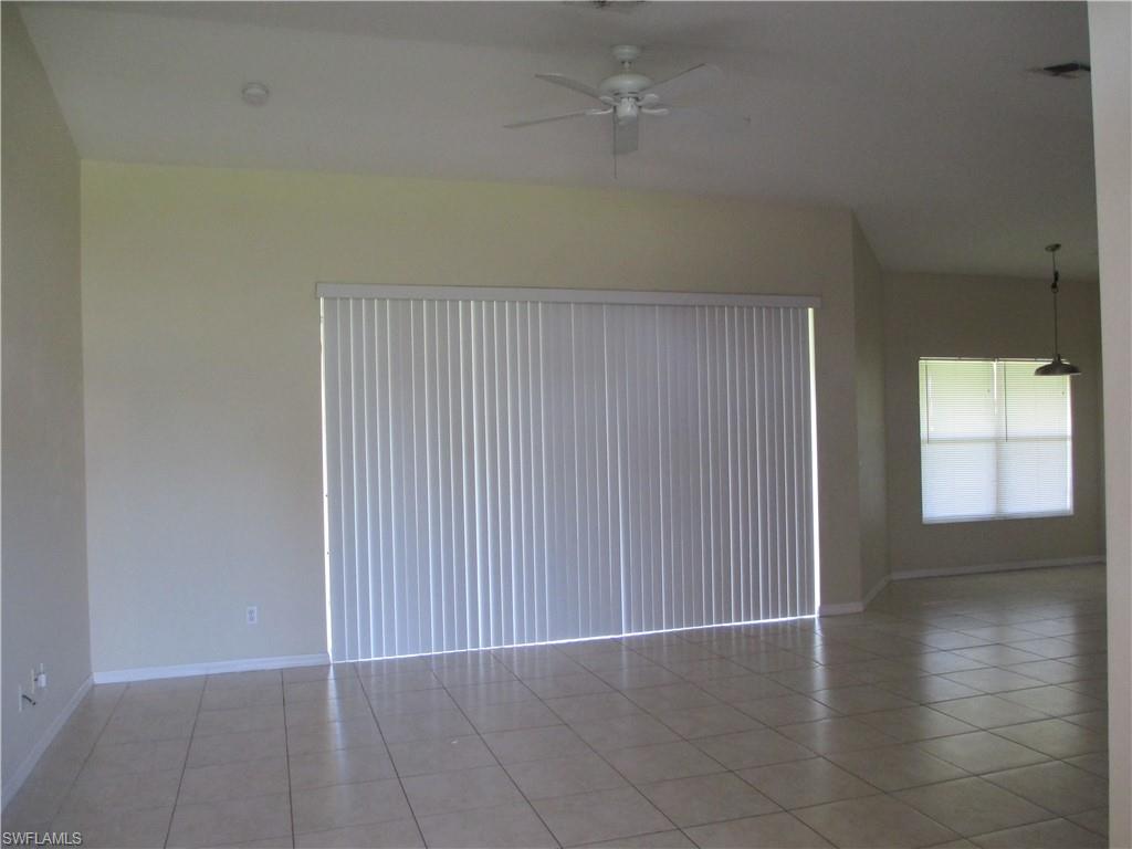 342 Ne 17th St Property Photo 5