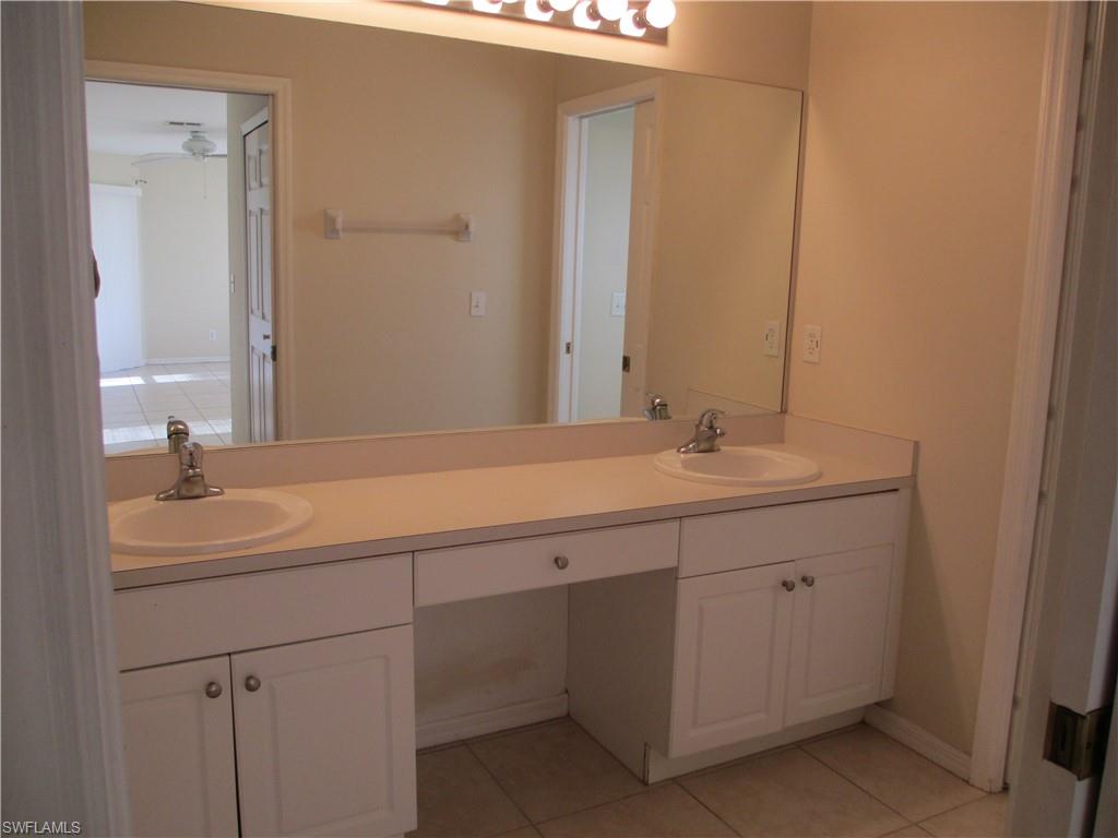 342 Ne 17th St Property Photo 9