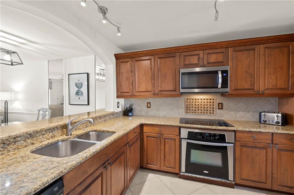 12170 Kelly Sands Way # 721 Property Photo 12