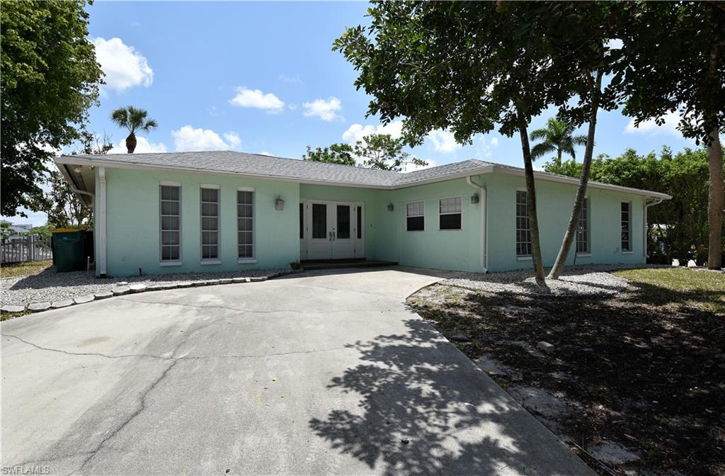 3461 Lakeview Dr Property Photo 1