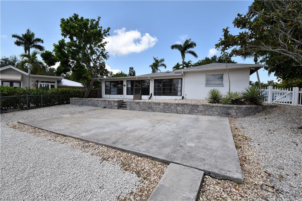 3461 Lakeview Dr Property Photo 4