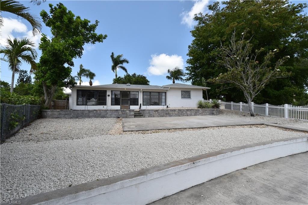 3461 Lakeview Dr Property Photo 5
