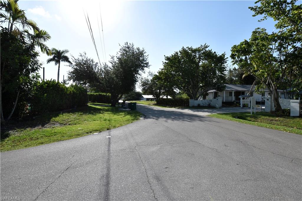 3461 Lakeview Dr Property Photo 25