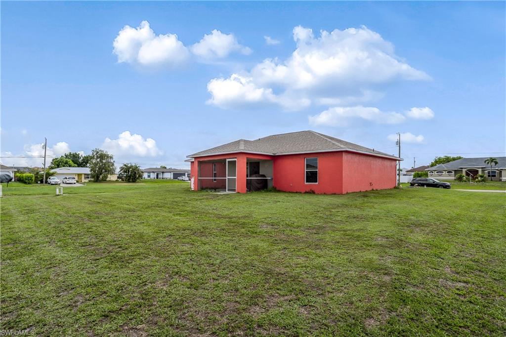 1228 Nw 14th Pl Property Photo 4