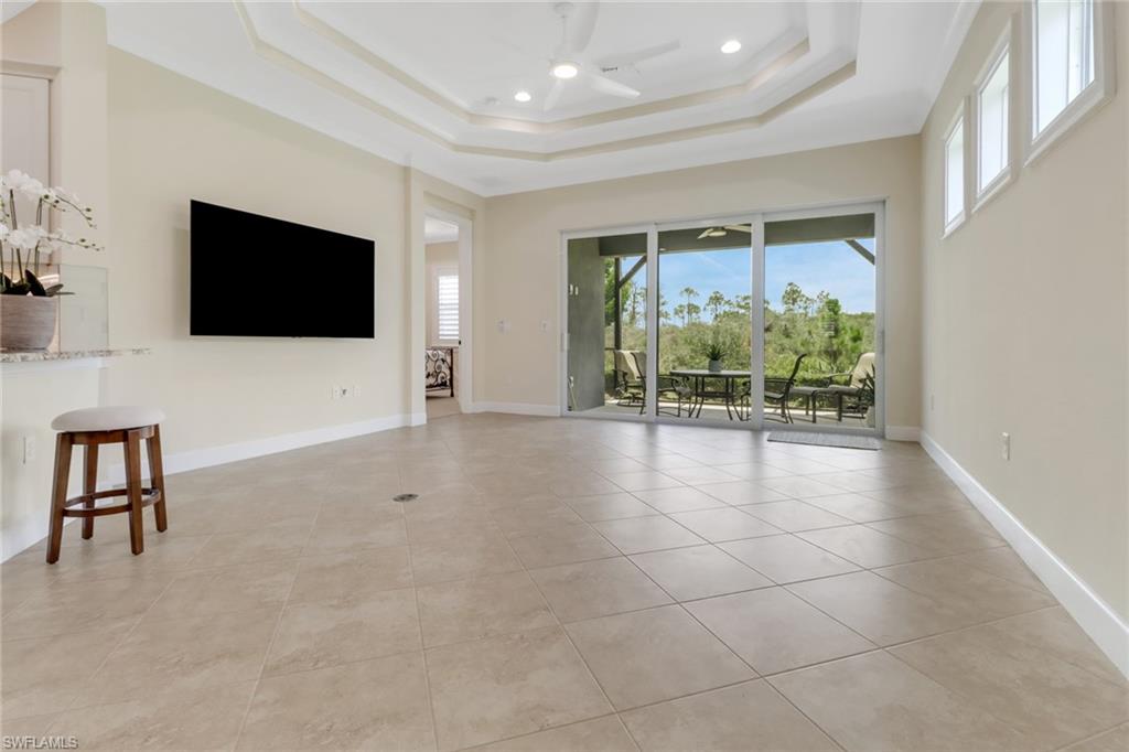6374 Negril Isle Dr Property Photo 9