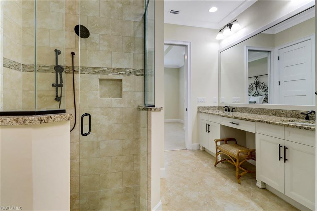 6374 Negril Isle Dr Property Photo 13