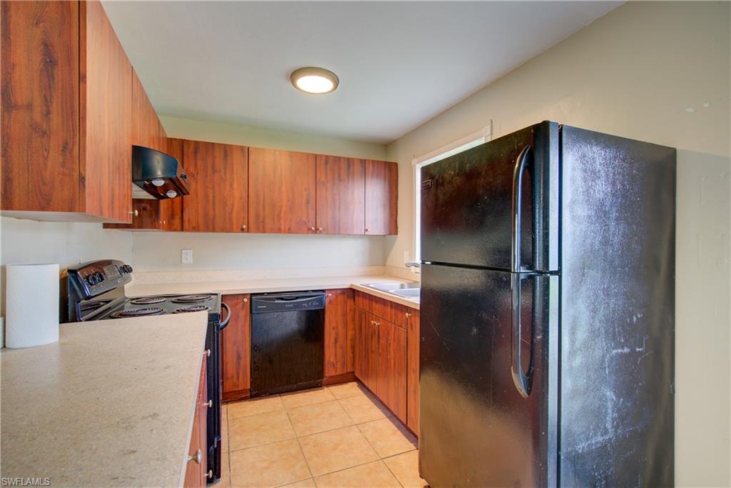 1209 Se 36th St Property Photo 4