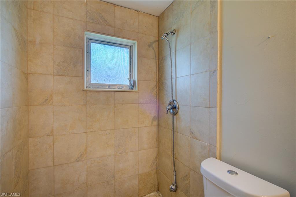 1209 Se 36th St Property Photo 13