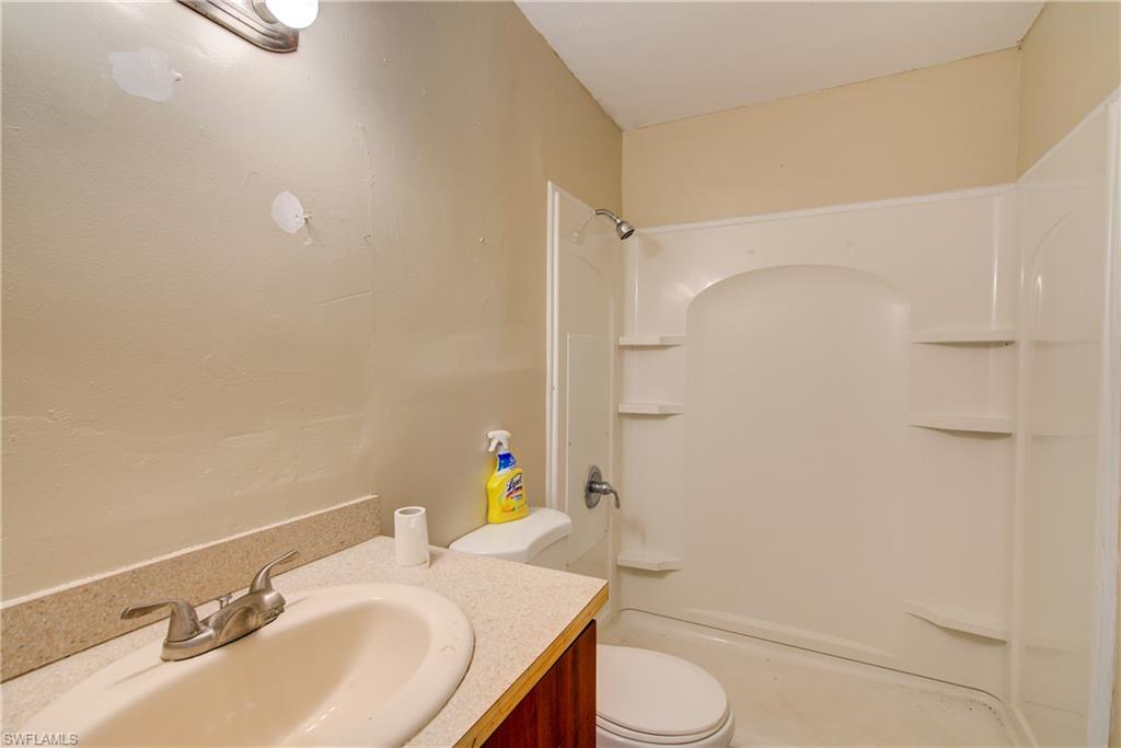1209 Se 36th St Property Photo 16