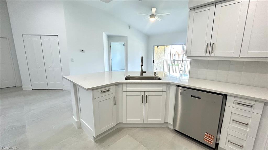 8275 Ibis Club Dr # 705 Property Photo 2