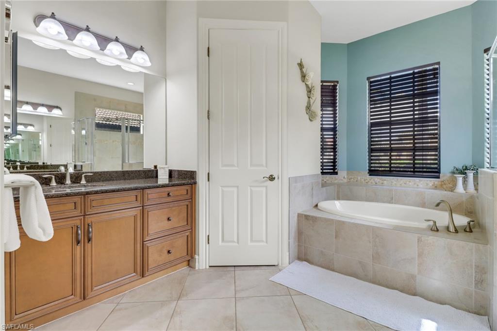 7327 Acorn Way Property Photo 21