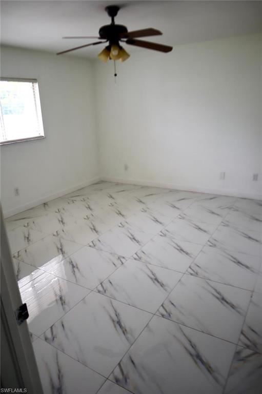 1805 Se Van Loon Ter Property Photo 12