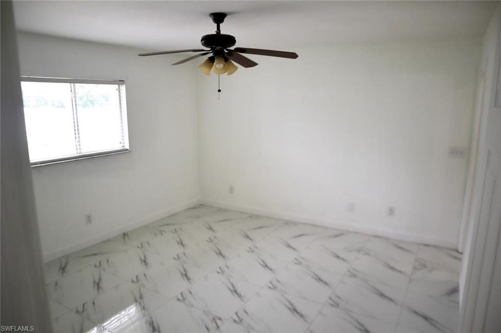 1805 Se Van Loon Ter Property Photo 13