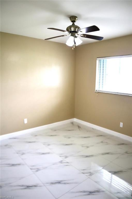 1805 Se Van Loon Ter Property Photo 17
