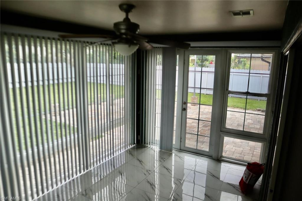 1805 Se Van Loon Ter Property Photo 22