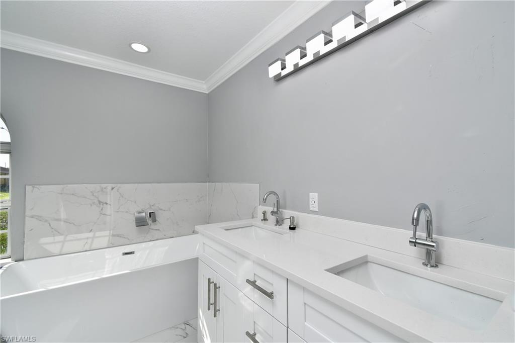 3300 16th St W Property Photo 20