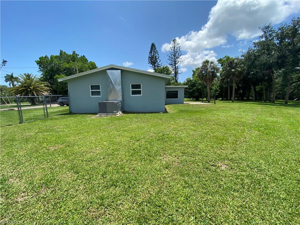 126 Brooks Rd Property Photo 3
