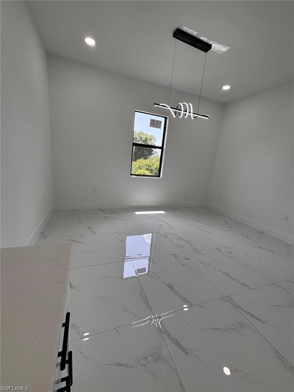 2909 Dora Ave N Property Photo 15