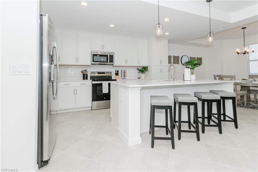5583 Double Eagle Cir # 4137 Property Photo 5