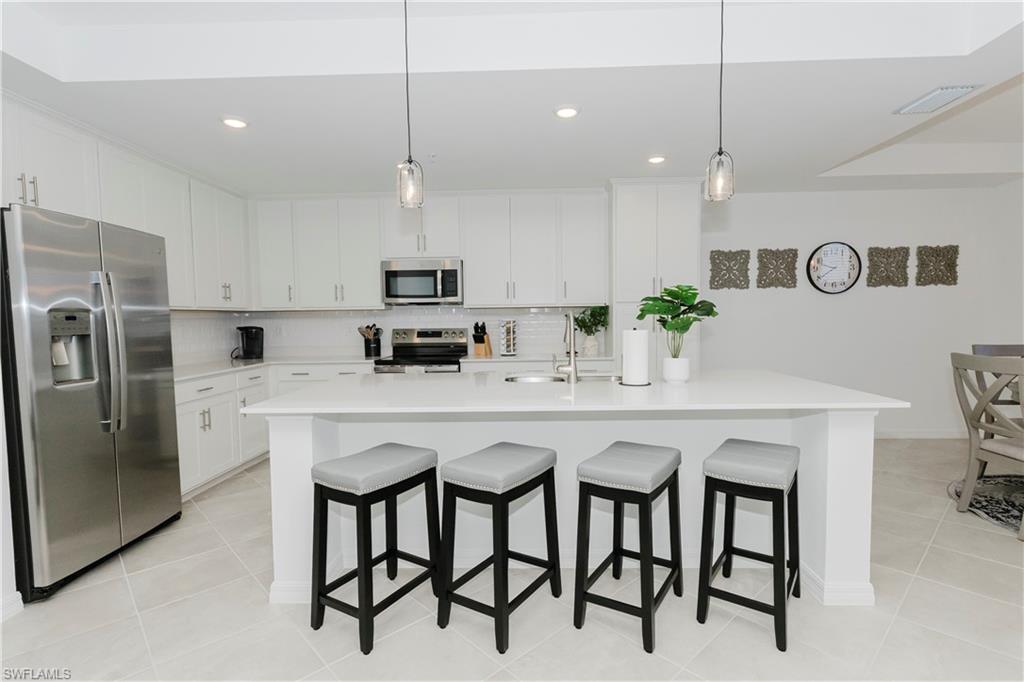 5583 Double Eagle Cir # 4137 Property Photo 8