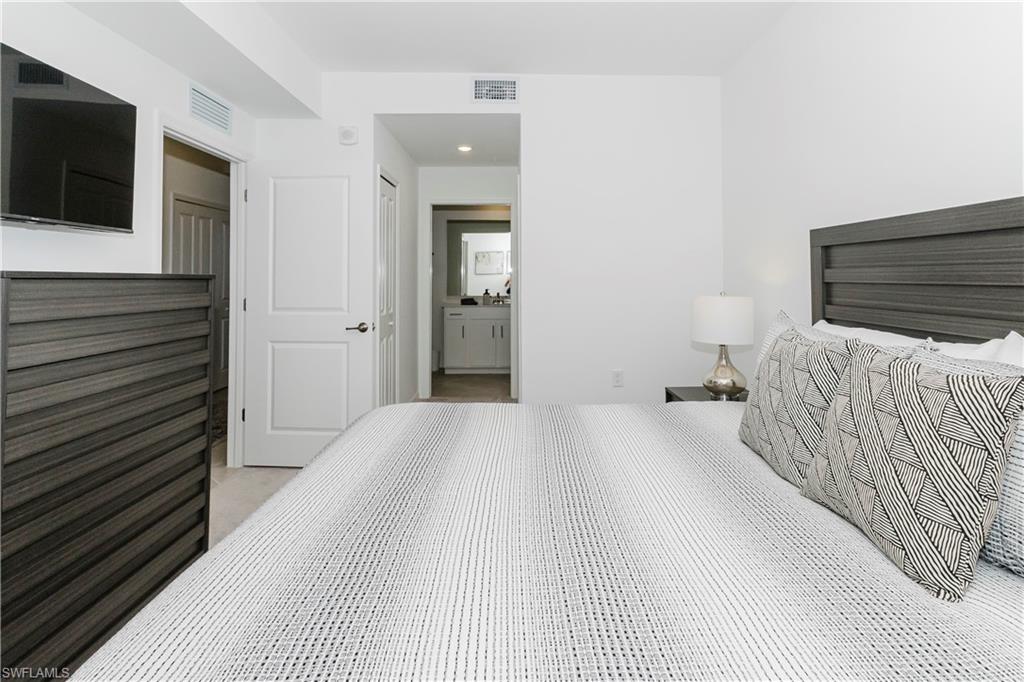 5583 Double Eagle Cir # 4137 Property Photo 15