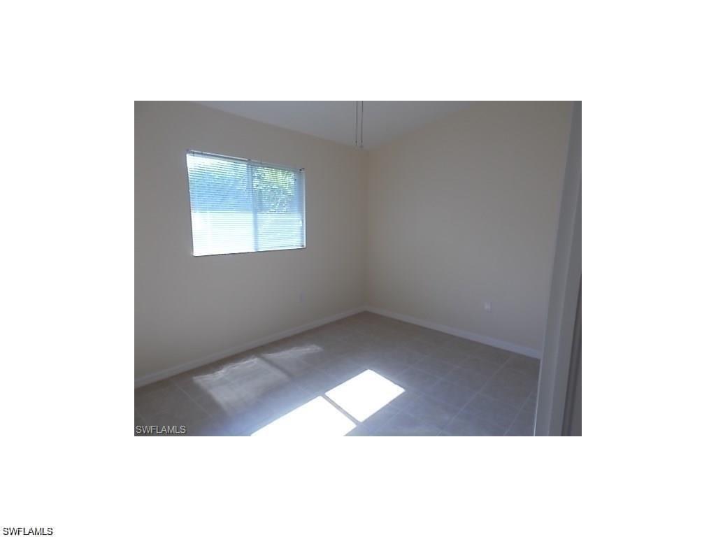 2802 Se 8th Pl Property Photo 8