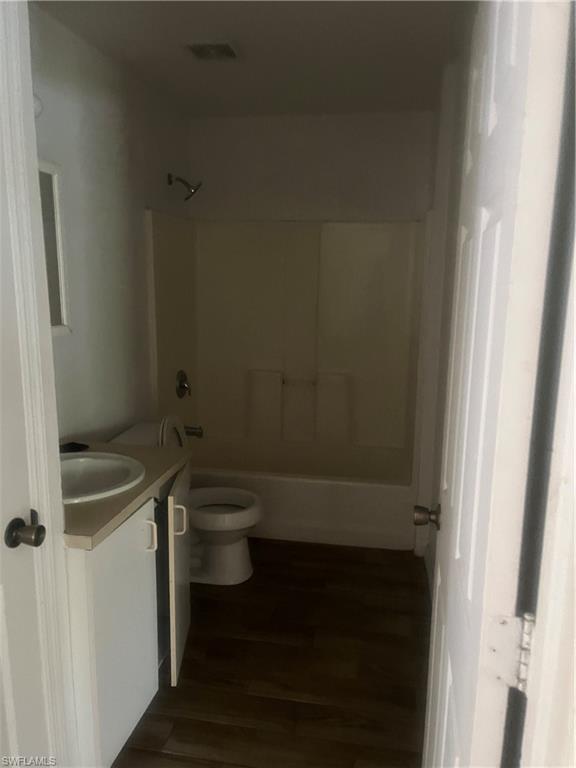5013 N Obispo Cir Property Photo 2