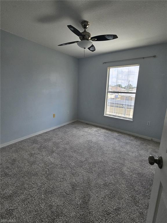 2412 King Ave N Property Photo 10