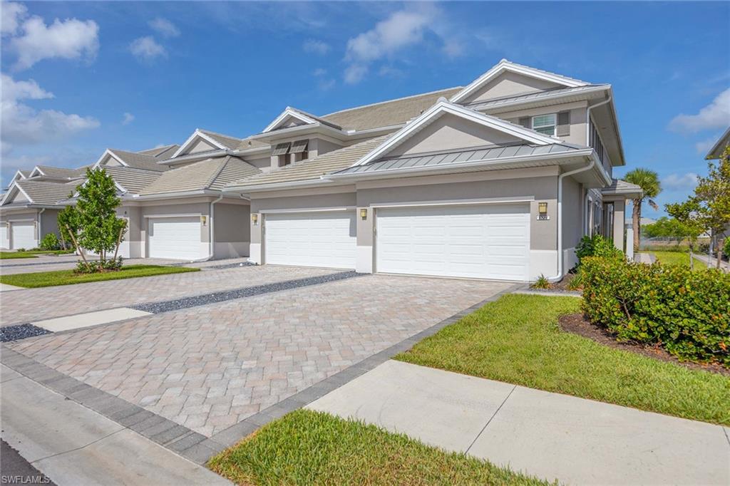 201 Indies Dr E Property Photo 1