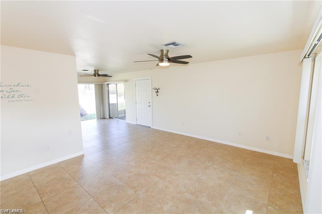 1329 Torreya Cir Property Photo 6