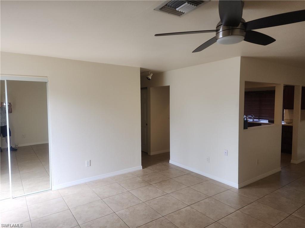 1329 Torreya Cir Property Photo 7