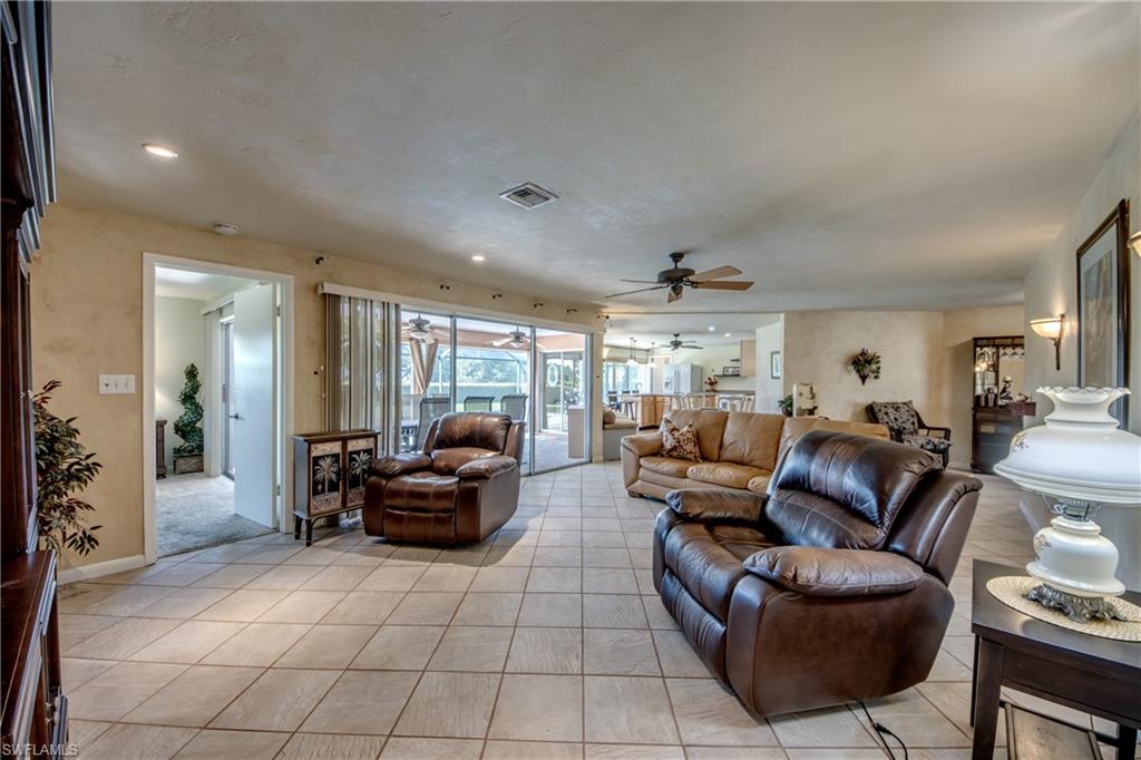 4180 Prestwick Ct Property Photo 16