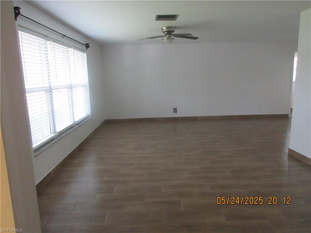1706 Ne 6th Ter Property Photo 3