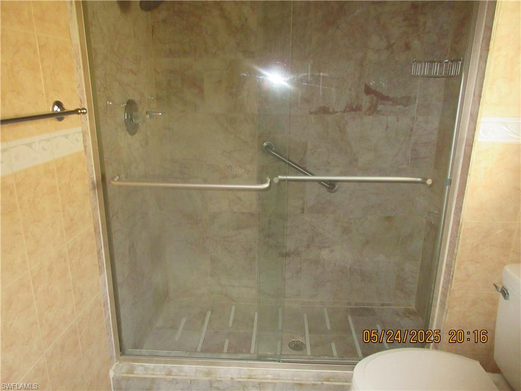 1706 Ne 6th Ter Property Photo 13