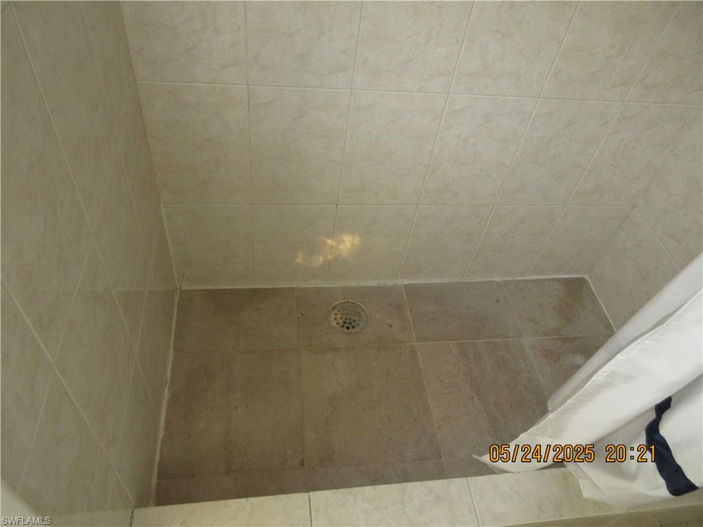 1706 Ne 6th Ter Property Photo 24