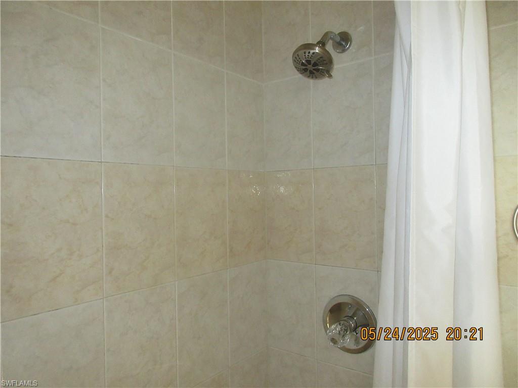 1706 Ne 6th Ter Property Photo 25