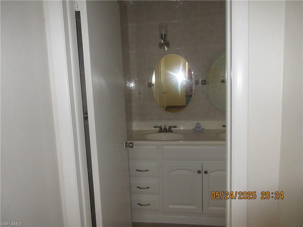 1706 Ne 6th Ter Property Photo 31