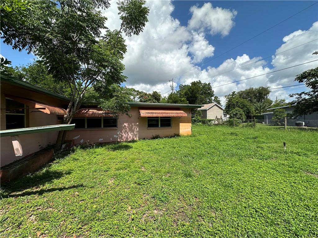 305 Penn Rd W Property Photo 3